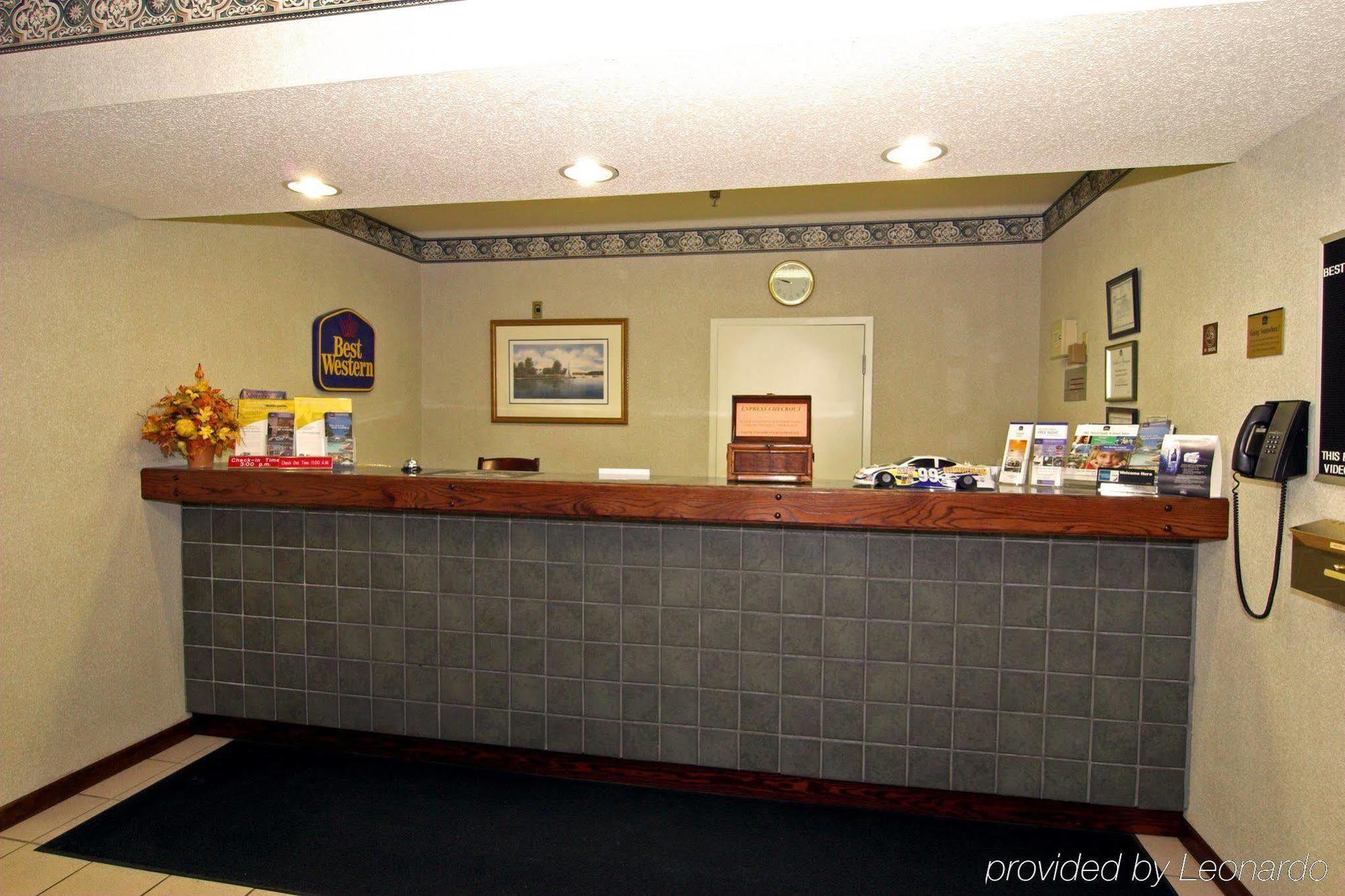 Quality Inn Warsaw Near Rappahannock River Beltér fotó